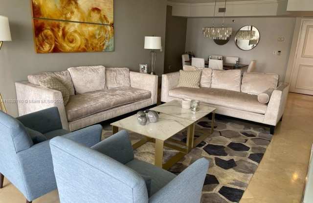 4000 Island Blvd photos photos