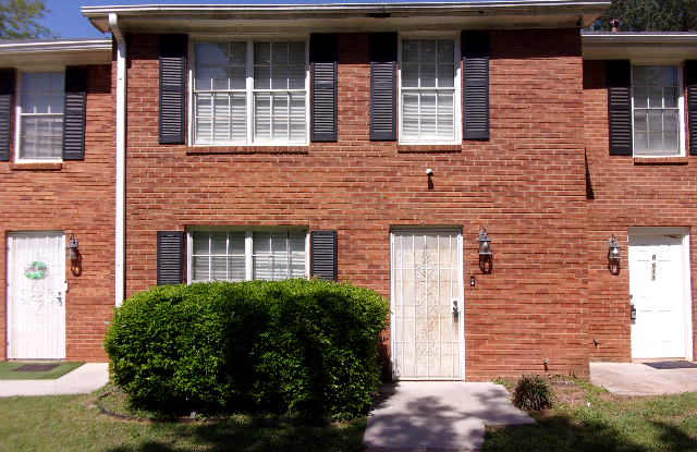 8513 Pineland Dr - 8513 Pineland Drive, Clayton County, GA 30238