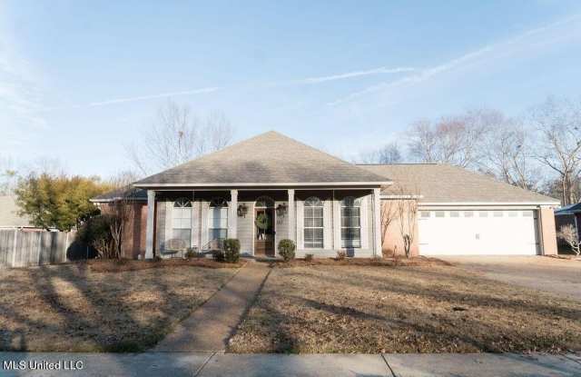 613 Spring Grove Gallery 1