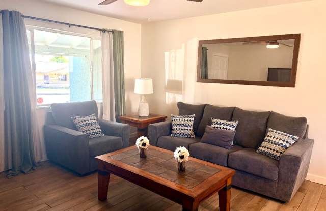 12813 Turquoise Avenue Northeast Gallery 3