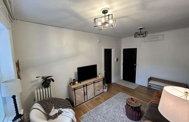 The Amo Apartments Gallery 3