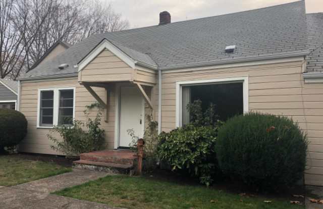 Two bedroom, one bathroom with bonus attic space! photos photos