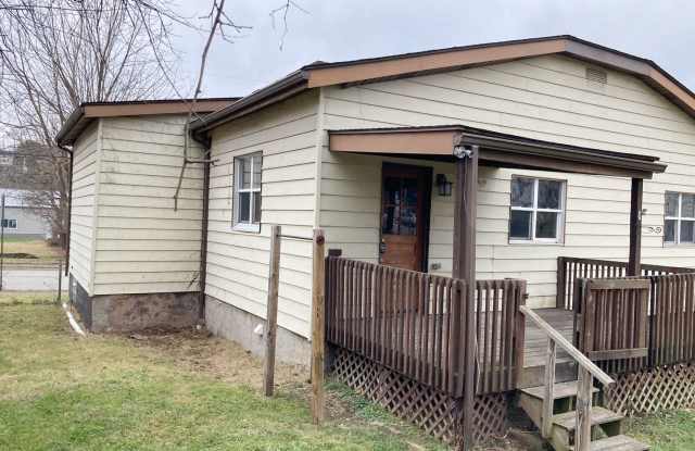 2 Bed 1 Bath Single Family Home for Rent in Greensburg photos photos 2 Bed 1 Bath Single Family Home for Rent in Greensburg photos photos