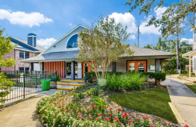 9282 Balcones Club Dr Gallery 4