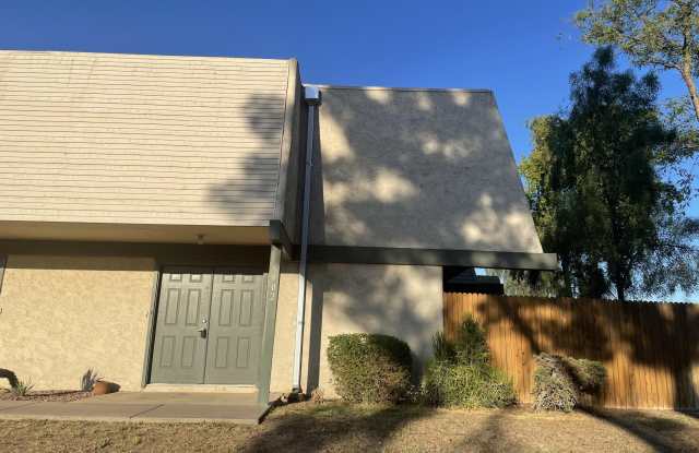 5902 W TOWNLEY Avenue - 5902 West Townley Avenue, Glendale, AZ 85302