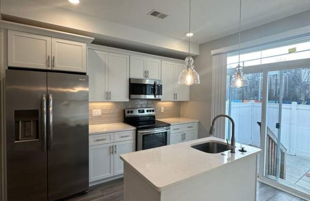 2550 N Howard St Unit 1 - 2550 North Howard Street, Philadelphia, PA 19133
