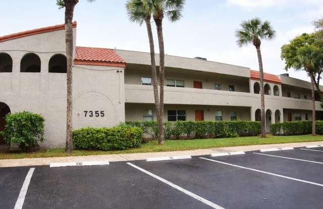 7355 Woodmont Terrace unit: 101 photos photos