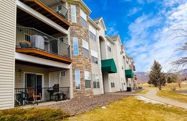 Spacious 3BR Condo in Littleton photos photos