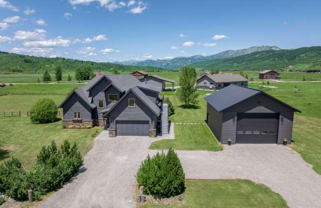 92 Ashley Dr photos photos
