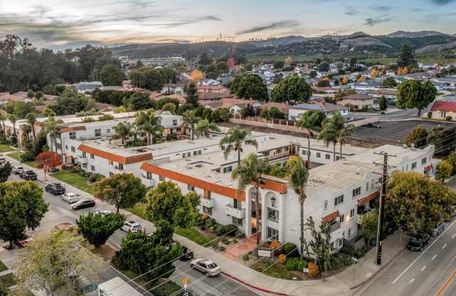 Shorehaven Townhomes Gallery 2