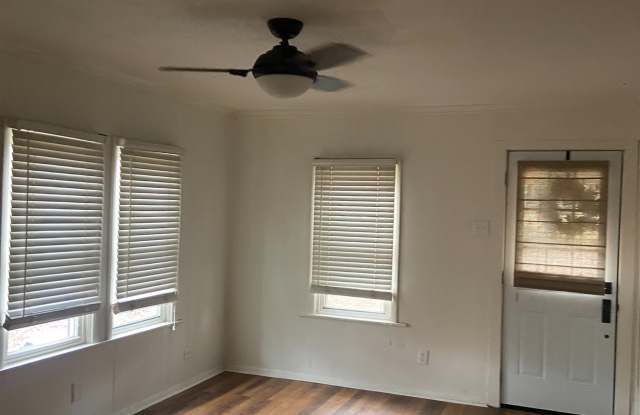 206 East Paschal Street - 206 East Paschal Street, Troup, TX 75789