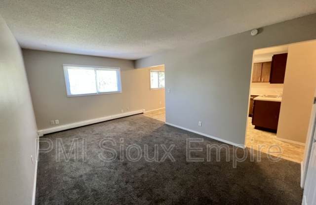 120 S Garfield Ave. Gallery 4