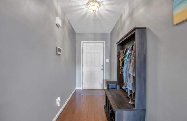 703 Fairbluff Drive Gallery 4