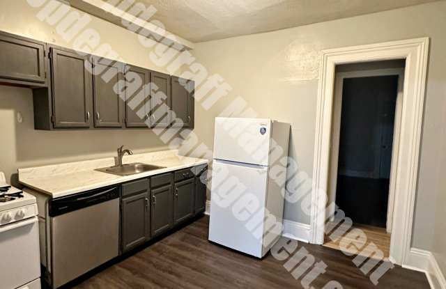540-544 West Main Street - 2 photos photos