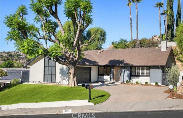 7009 Scarborough Peak Drive Gallery 1