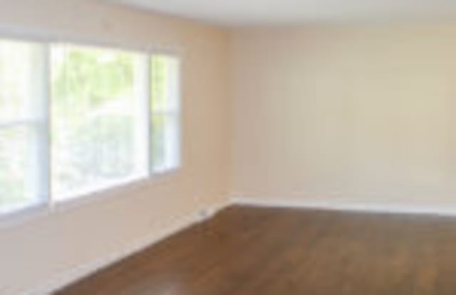 7240 Wallace Avenue Gallery 3