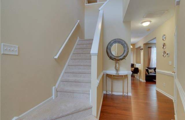 11111 Travis Gulch Drive Gallery 3