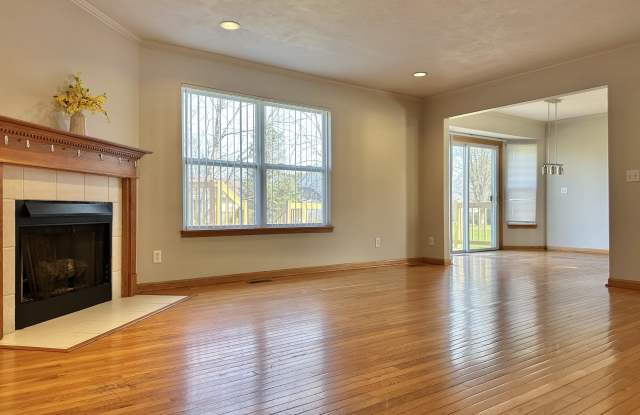 7143 Polo Place Gallery 3