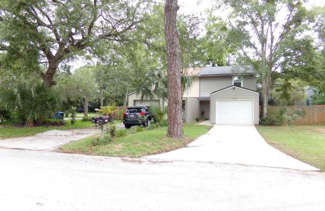 2134 ROSEWOOD Drive Gallery 2