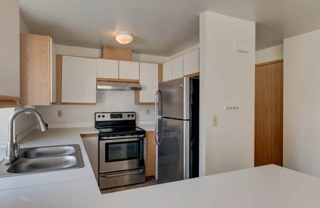 2 Bedroom/2 Bath in Courtyard Condos photos photos