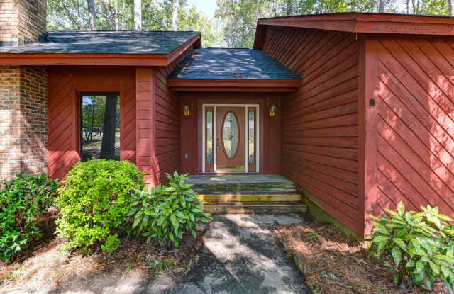 Ranch for rent in the established Coldstream neighborhood! photos photos