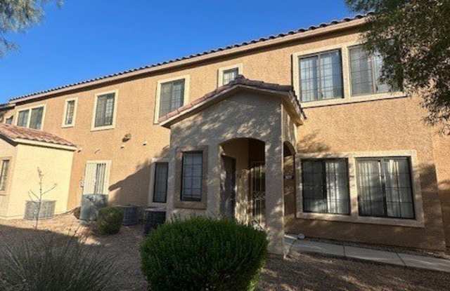 2111 Hussium Hills Street photos photos