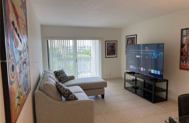 7765 Southwest 86th Street - 7765 Southwest 86th Street, Kendall, FL 33143