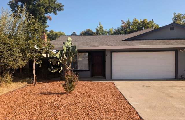 BEAUTIFULLY REMODELED 2BD / 1BTH DUPLEX W/ 2 CAR GARAGE! photos photos