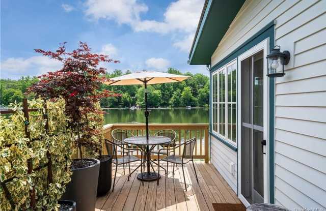 24 Cove Road photos photos