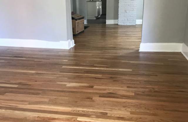 2 Bed 1 Bath Townhome Gallery 4