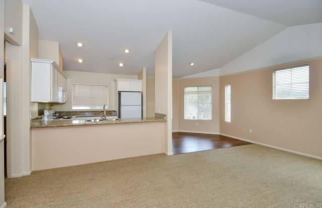 764 Laguna Gallery 4