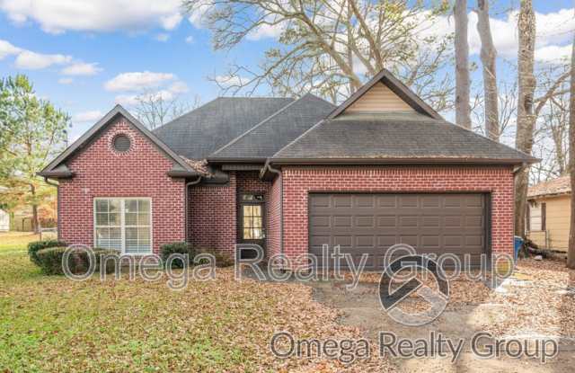 111 Fair St - 111 Fair Street, Hueytown, AL 35023