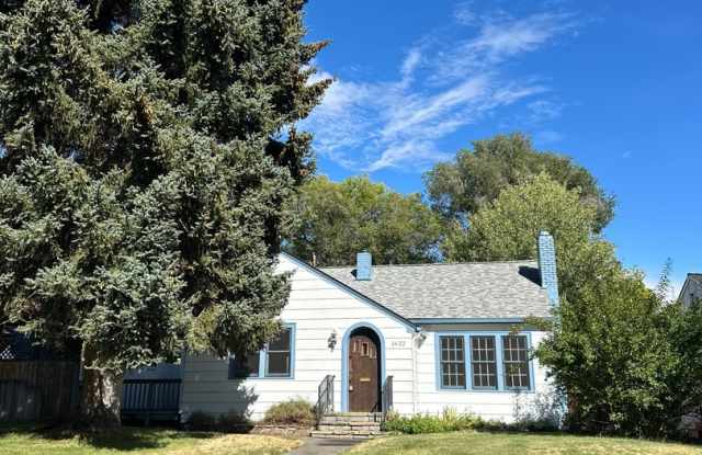 Classic Westside Cottage, Super Charming! Gallery 3