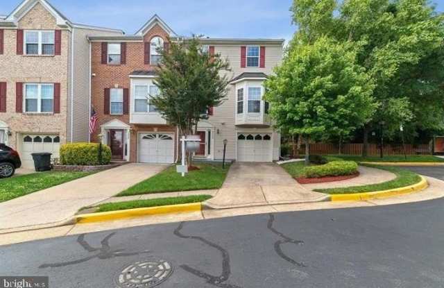 5520 JOWETT Court Gallery 1