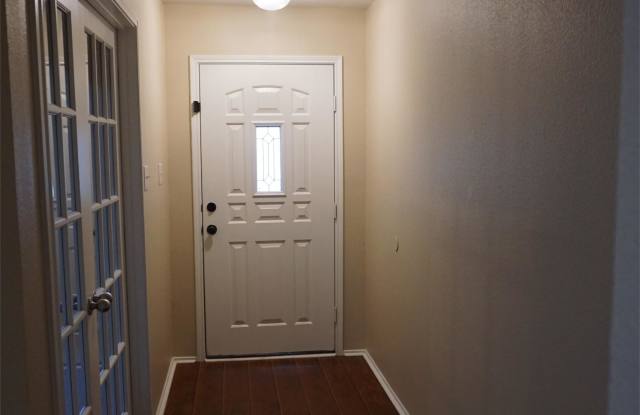 6202 Amherst Bay Gallery 3