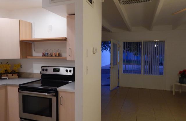 2015 S GRANADA Drive unit: 1 photos photos