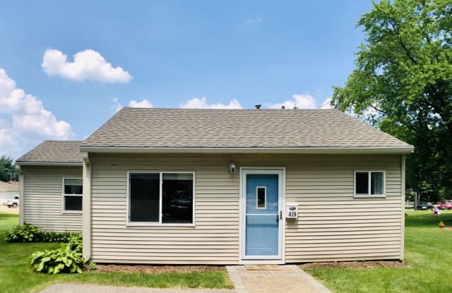 419 7th Avenue W - 419 7th Avenue West, Shakopee, MN 55379