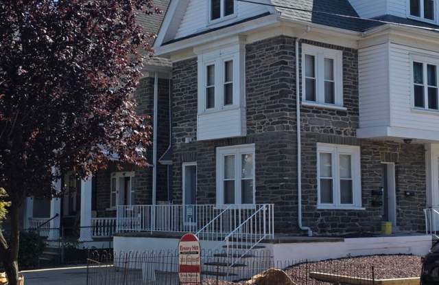 420 W 22nd St photos photos 420 W 22nd St photos photos