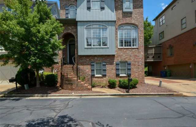 1131 Park Overlook Drive Gallery 3