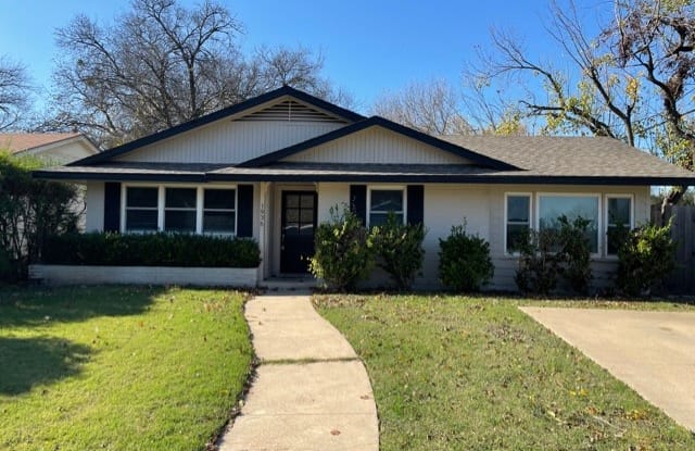 1936 La Porte Dr - 1936 La Porte Drive, Waco, TX 76710