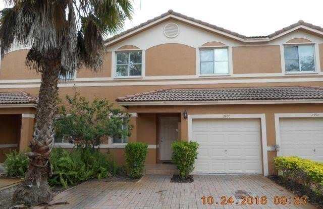 2400 NW 98th Ln photos photos