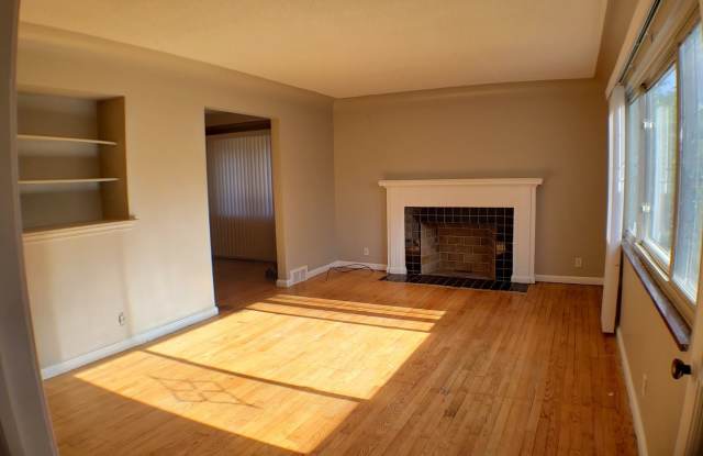 16910 Parkside Gallery 2