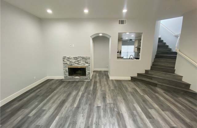 8068 E Naples Lane Gallery 2