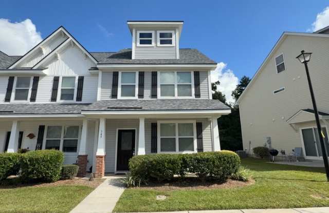 345 Flyway Road Gallery 2