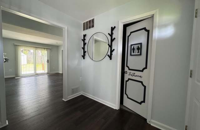 1717 FALLSWAY Drive Gallery 3
