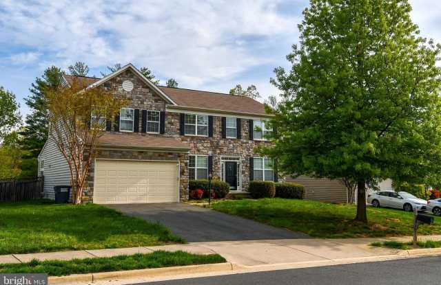 3082 AMERICAN EAGLE Boulevard photos photos