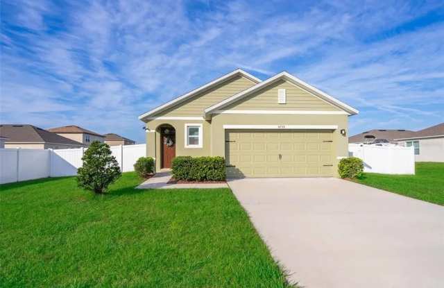 Clean  Newer Single Family Smart Home - Near Saint Cloud/Harmony Areas - 5735 Shaker Palm Place, St. Cloud, FL 34771