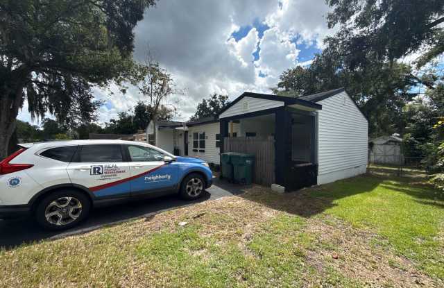 Remodeled 2/1 with flex room - Super Cute! Gallery 4