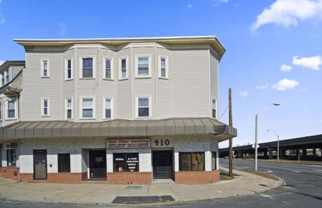 2 Walnut St. photos photos