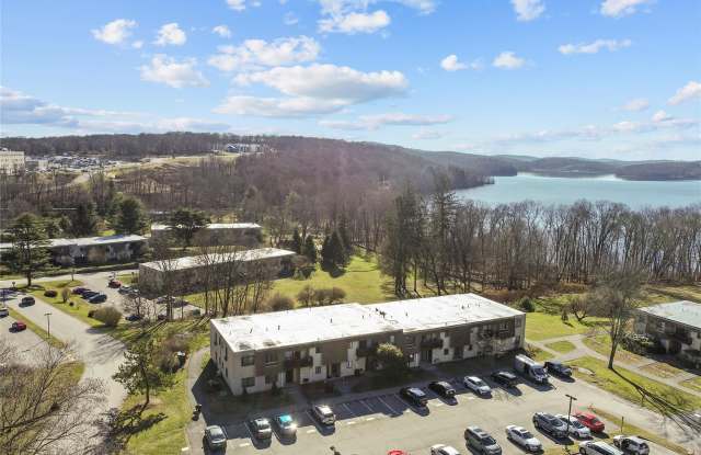 316 Vista On The Lake Gallery 2